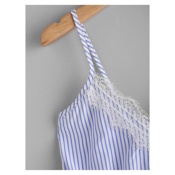 Blue White Lace Striped Back Tie Cami Crop Top - Picture 4 of 4